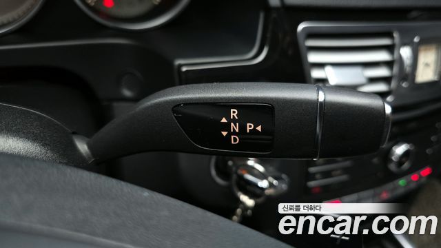 Mercedes-Benz E-Class E220 Bluetec Avantgarde