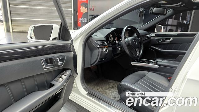Mercedes-Benz E-Class E220 Bluetec Avantgarde