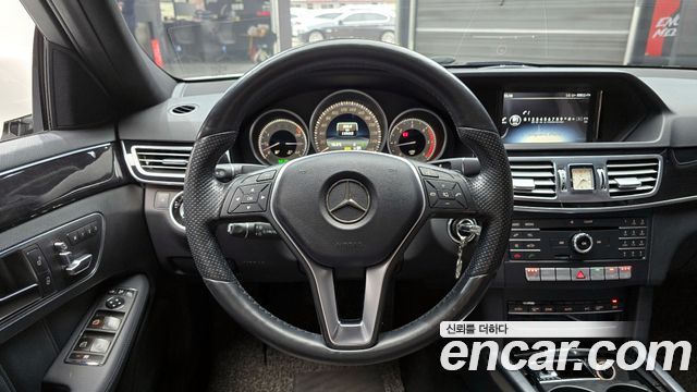 Mercedes-Benz E-Class E220 Bluetec Avantgarde