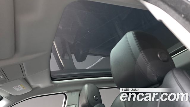 Land Rover Reinjirobeo Ibokeu 2.0 TD4 SE
