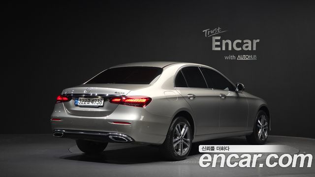 Mercedes-Benz E-Class E350 4MATIC Avantgarde