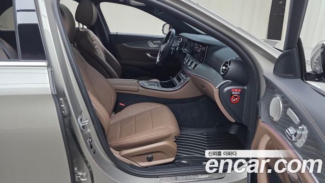 Mercedes-Benz E-Class E350 4MATIC Avantgarde