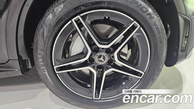 Mercedes-Benz GLC-Class GCL300 4MATIC Coupe