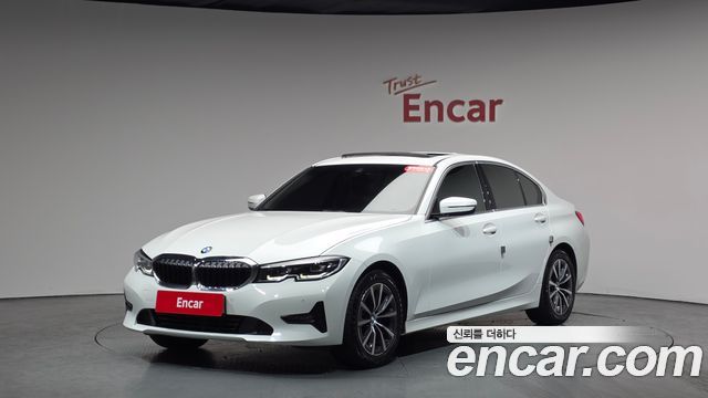 BMW 3-Series 320i