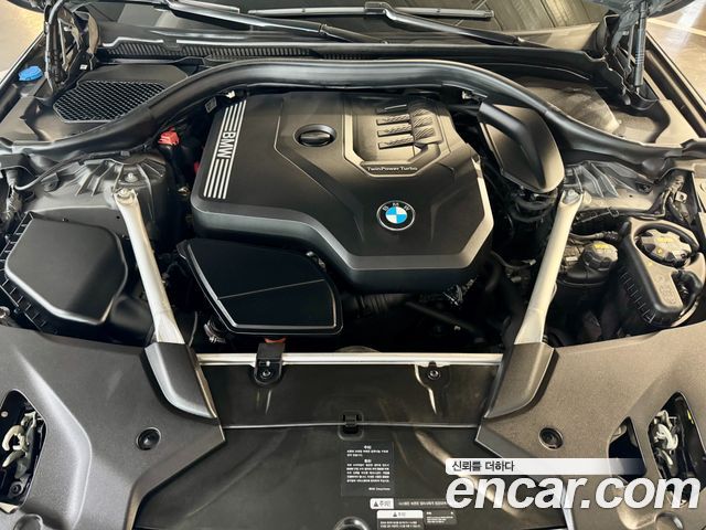 BMW 5-Series 530i M Sport Package