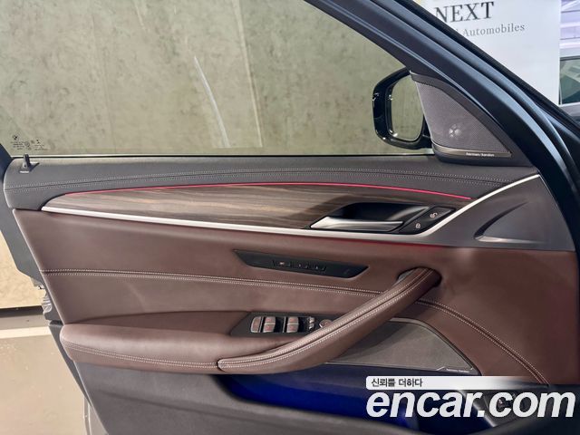 BMW 5-Series 530i M Sport Package
