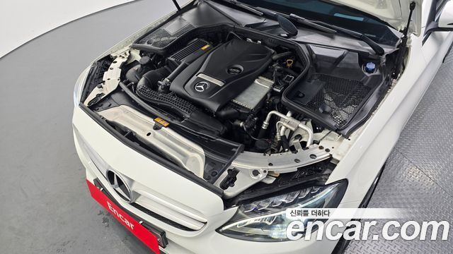 Mercedes-Benz C-Class C200 Avantgarde