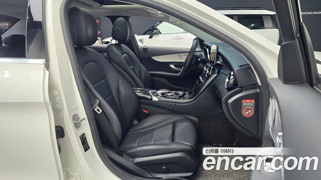 Mercedes-Benz C-Class C200 Avantgarde