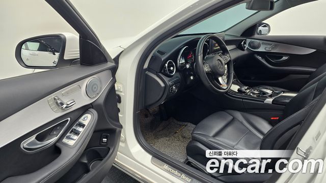 Mercedes-Benz C-Class C200 Avantgarde