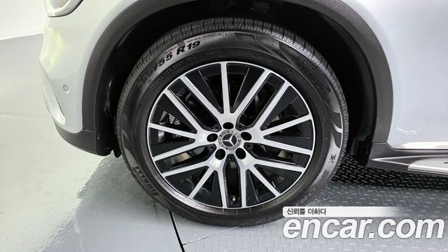 Mercedes-Benz GLC-Class GLC300 4MATIC