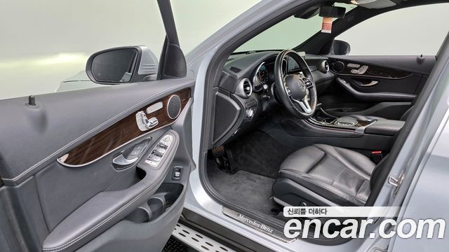 Mercedes-Benz GLC-Class GLC300 4MATIC