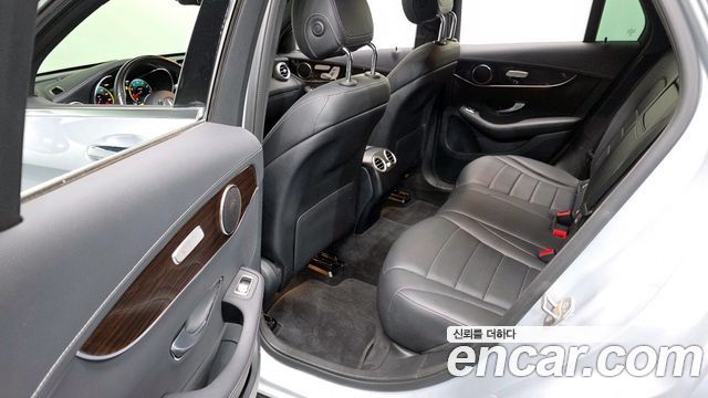 Mercedes-Benz GLC-Class GLC300 4MATIC