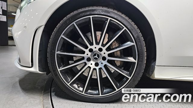 Mercedes-Benz CLS-Class CLS450 4MATIC AMG Line