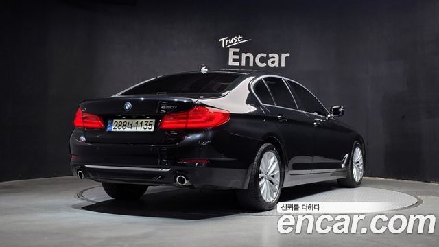 BMW 5-Series 530i Luxury Plus