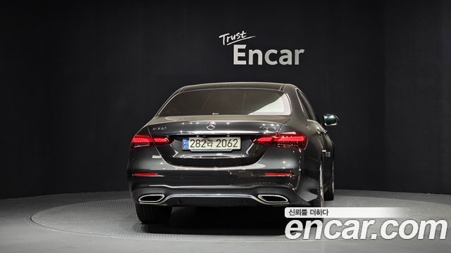 Mercedes-Benz E-Class E350 4MATIC AMG Line Edition