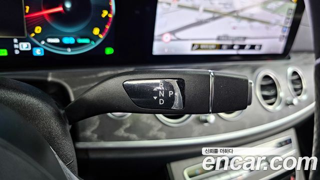 Mercedes-Benz E-Class E350 4MATIC AMG Line Edition