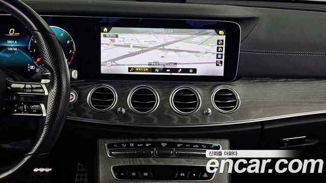 Mercedes-Benz E-Class E350 4MATIC AMG Line Edition