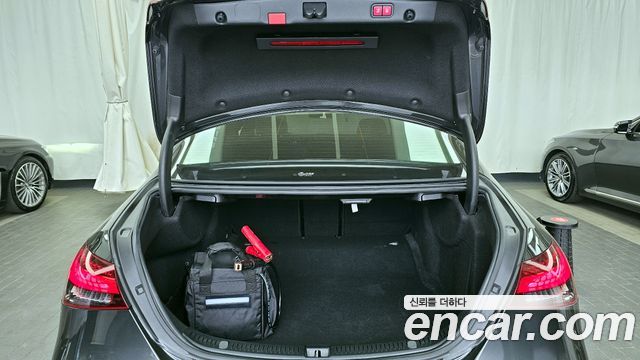 Mercedes-Benz E-Class E350 4MATIC AMG Line Edition