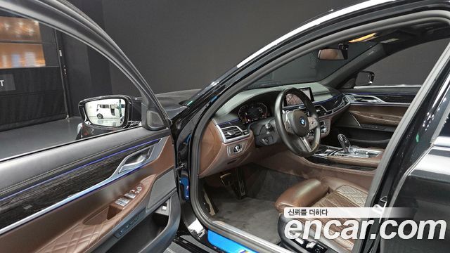 BMW 7-Series 740i M Sport
