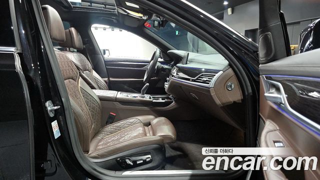 BMW 7-Series 740i M Sport