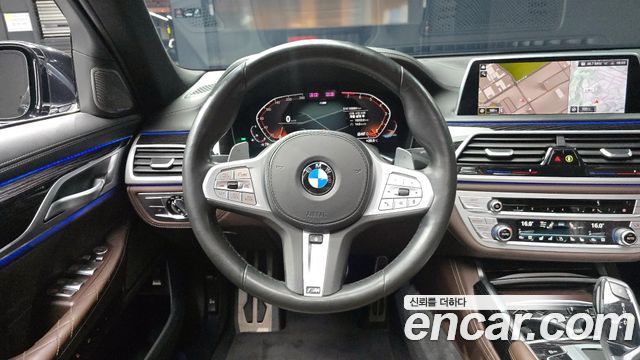 BMW 7-Series 740i M Sport