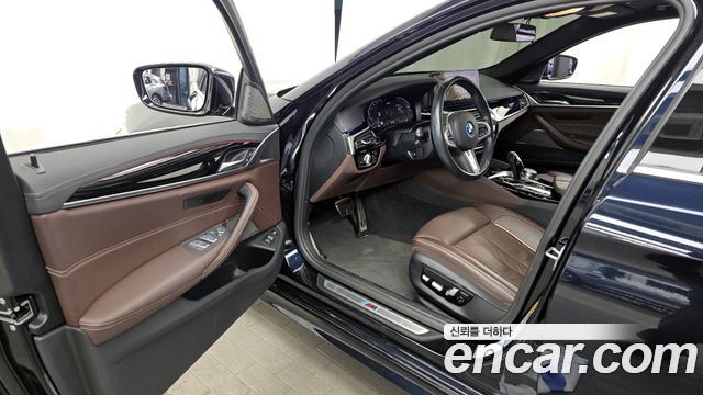 BMW 5-Series 530e M Sport