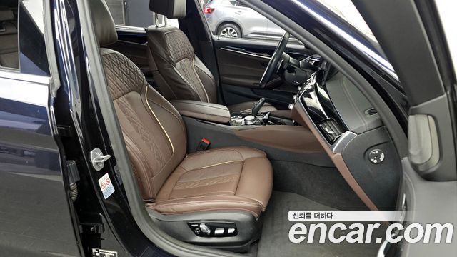 BMW 5-Series 530e M Sport