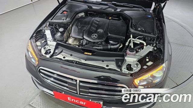 Mercedes-Benz E-Class E220d 4MATIC Exclusive