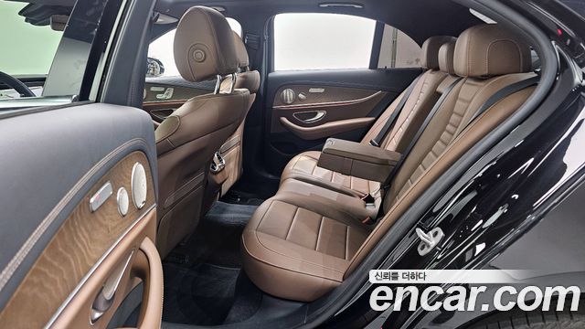 Mercedes-Benz E-Class E220d 4MATIC Exclusive