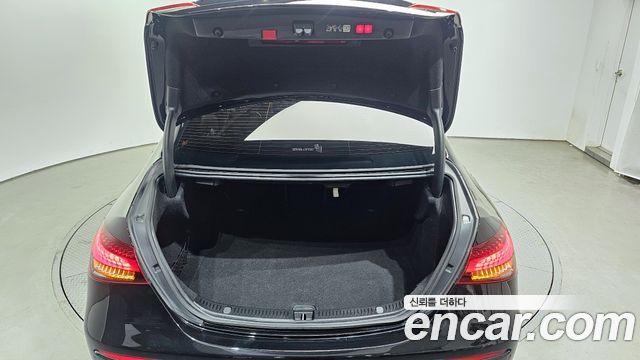 Mercedes-Benz E-Class E220d 4MATIC Exclusive