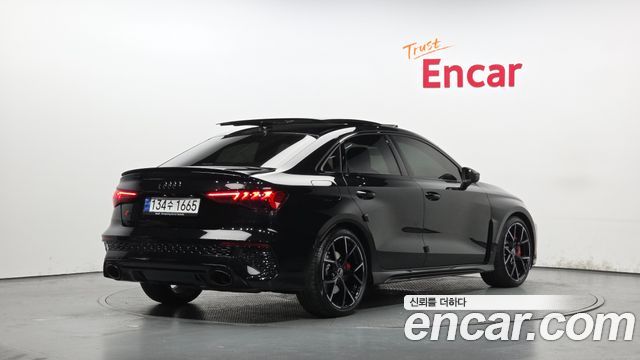 Audi RS3 2.5 TFSI Quattro