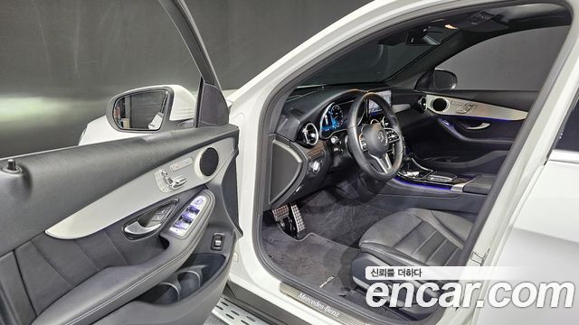 Mercedes-Benz GLC-Class GLC300 4MATIC Premium