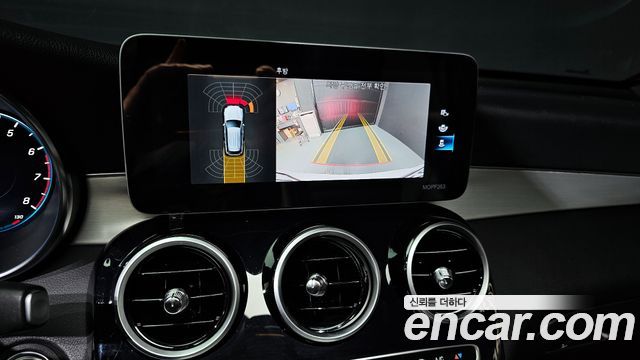 Mercedes-Benz GLC-Class GLC300 4MATIC Premium