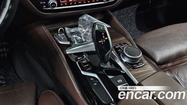 BMW 5-Series 520d M Sport Package Plus