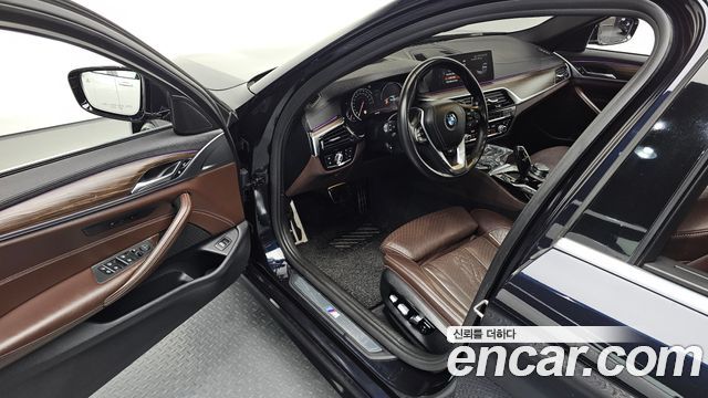 BMW 5-Series 520d M Sport Package Plus