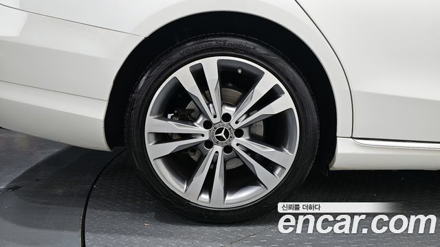Mercedes-Benz C-Class C220 d Avantgarde