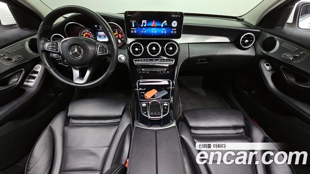 Mercedes-Benz C-Class C220 d Avantgarde