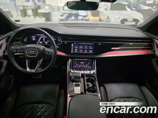 Audi Q8 55 TFSI Quattro Premium