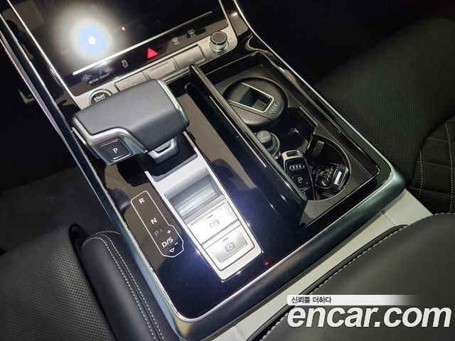 Audi Q8 55 TFSI Quattro Premium