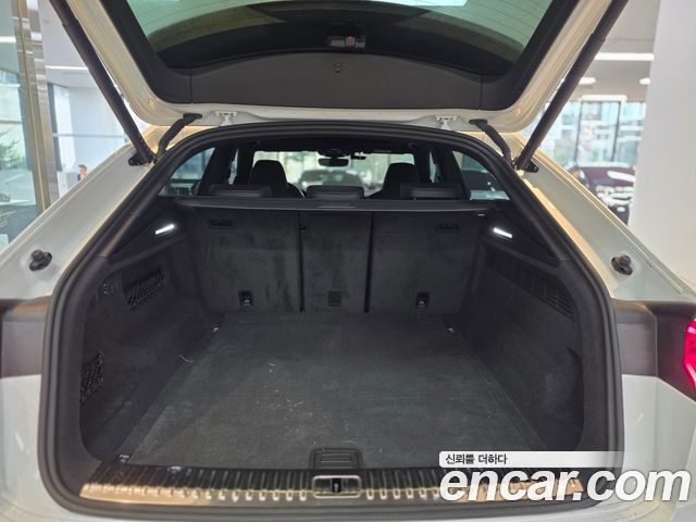 Audi Q8 55 TFSI Quattro Premium