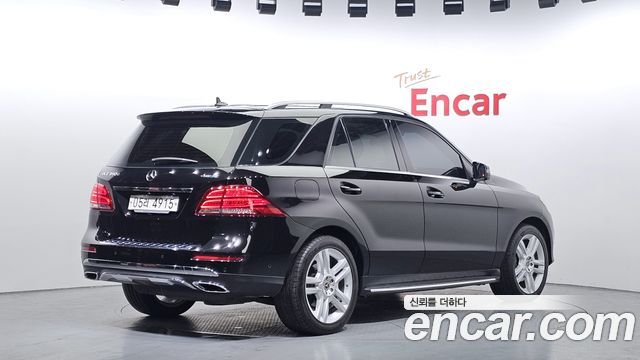 Mercedes-Benz GLE-Class GLE350 d 4MATIC