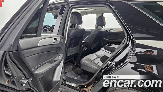 Mercedes-Benz GLE-Class GLE350 d 4MATIC