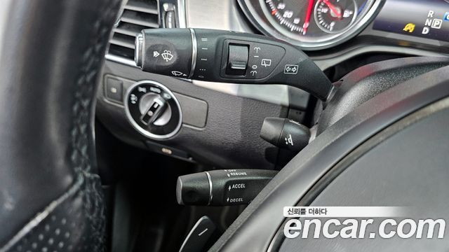 Mercedes-Benz GLE-Class GLE350 d 4MATIC