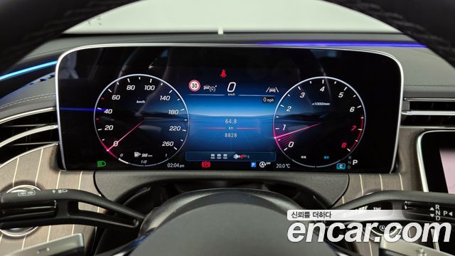 Mercedes-Benz E-Class E300 4MATIC Exclusive