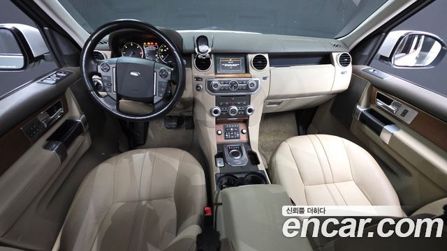 Land Rover Discovery 3.0 SDV6 SE