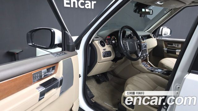 Land Rover Discovery 3.0 SDV6 SE