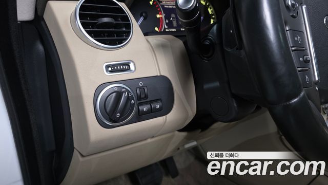 Land Rover Discovery 3.0 SDV6 SE
