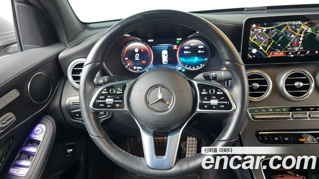 Mercedes-Benz GLC-Class GCL300 4MATIC Coupe