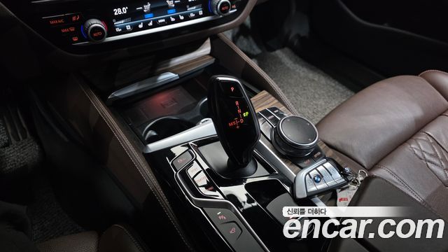 BMW 5-Series 520d M Sport Package Plus