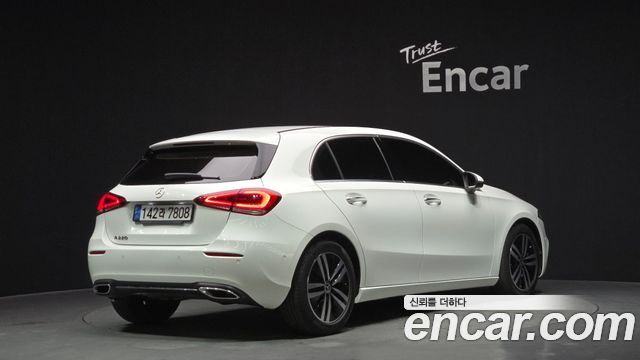 Mercedes-Benz A-Class A220 Hatchback